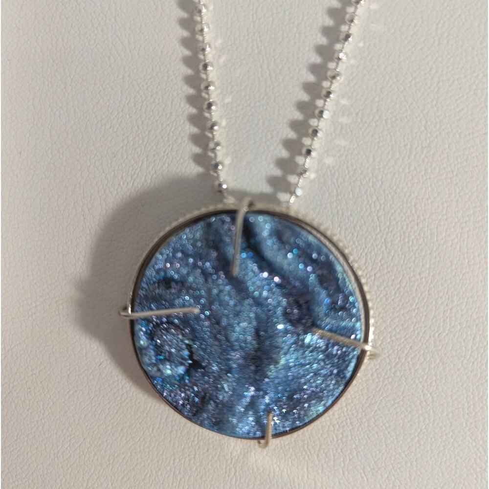 Sterling  silver + Blue Druzy NWTFlashes Pink + Blue SP chain 20" Lobster clasp